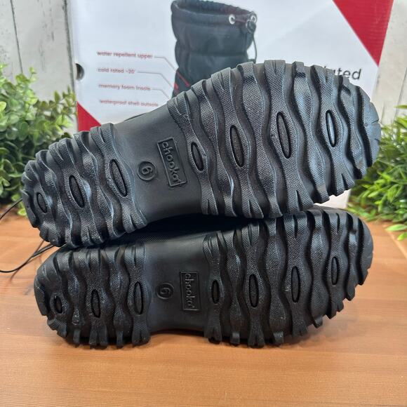 Chooka Women's Black Nylon Puffer Snow Boots Size 6 - Picture 8 of 8